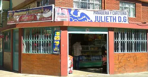 PANADERIA Y CAFETERIA JULIETH DG PANADERIA Y CAFETERIA JULIETH DG